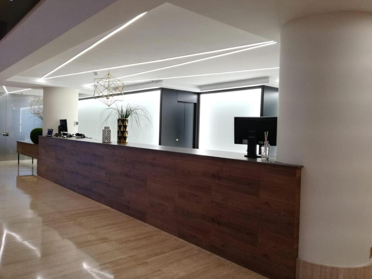 Oca Puerta Del Camino Hotel Santiago de Compostela Dış mekan fotoğraf